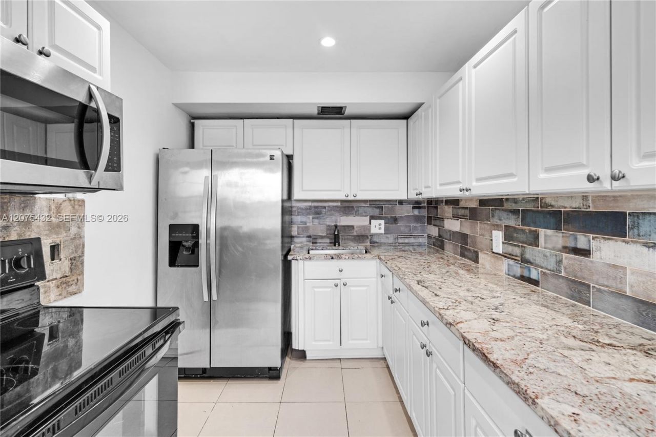300 SW 134th Way , Unit 413E, Pembroke Pines, FL 33027 Photo