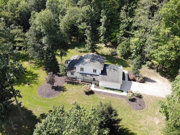 2198 Trillium Lane NW, Grand Rapids, MI 49534