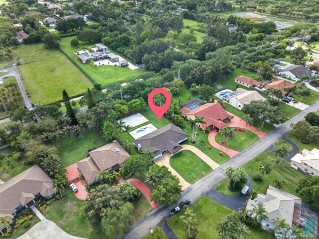 5510 W Castlegate Avenue, Davie, FL 33331 Photo