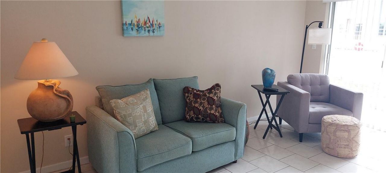232 Hibiscus Avenue, Unit 114, Lauderdale by the Sea, FL 33308 Photo