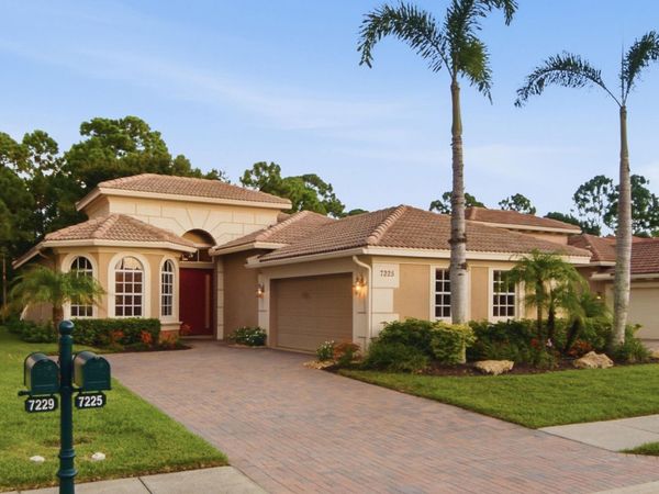 7225 Maidstone Drive, Port St. Lucie, FL 34986