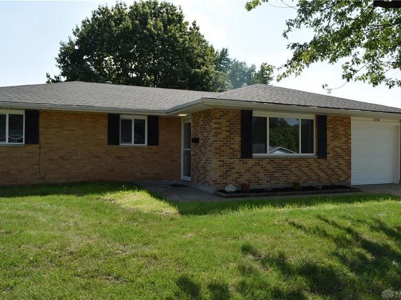 5718 Woodmore Drive, Dayton, OH 45414 Photo 3