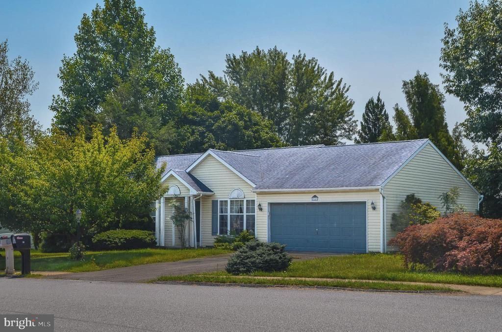 16 HOFFHEINS DRIVE , NEW FREEDOM, PA 17349