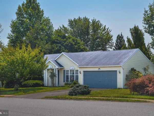 16 HOFFHEINS DRIVE, NEW FREEDOM, PA 17349