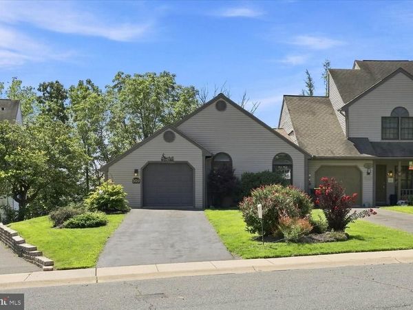 309 W MAIN STREET, ADAMSTOWN, PA 19501