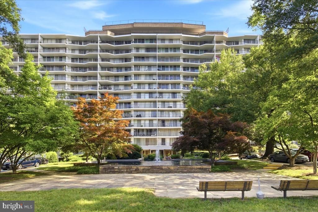 3333 UNIVERSITY BOULEVARD W , KENSINGTON, MD 20895