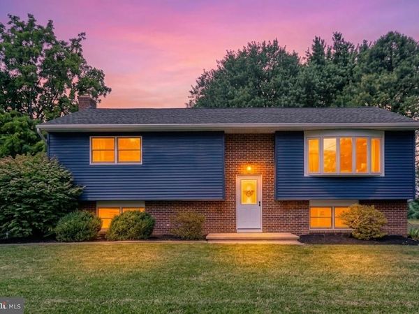 205 REIST ROAD, LEBANON, PA 17042