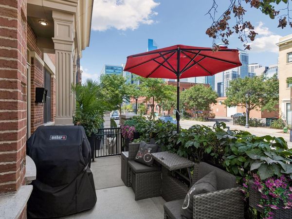 575 S 10th Street, Minneapolis, MN 55404