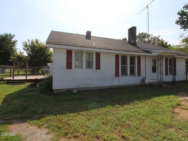 210 Tatertown Road, Paris, TN 38242