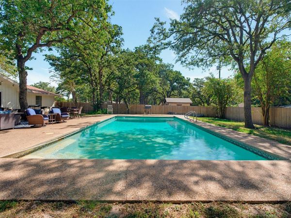 2003 Okelley RD, Rockdale, TX 76567