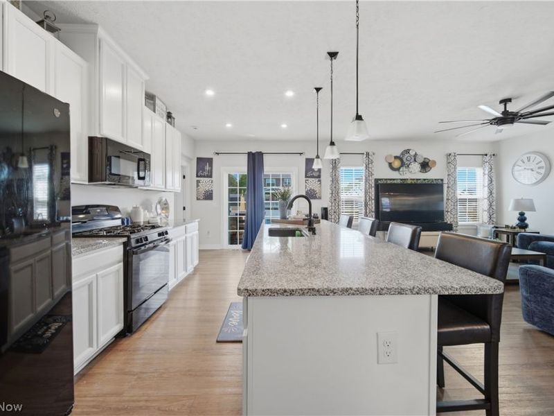 3354 Stoneleigh Road NE, Canton, OH 44721 Photo 13