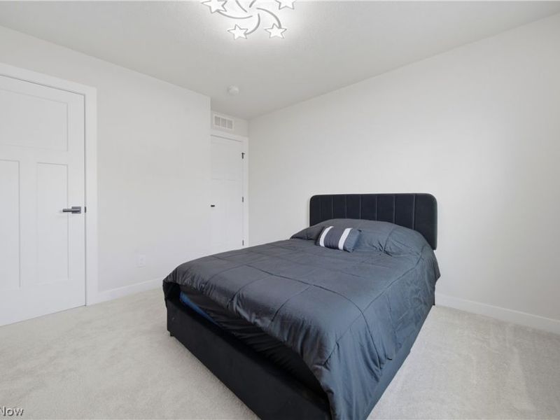 3354 Stoneleigh Road NE, Canton, OH 44721 Photo 21