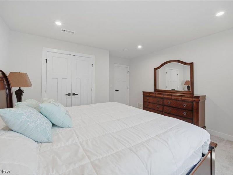 3354 Stoneleigh Road NE, Canton, OH 44721 Photo 31