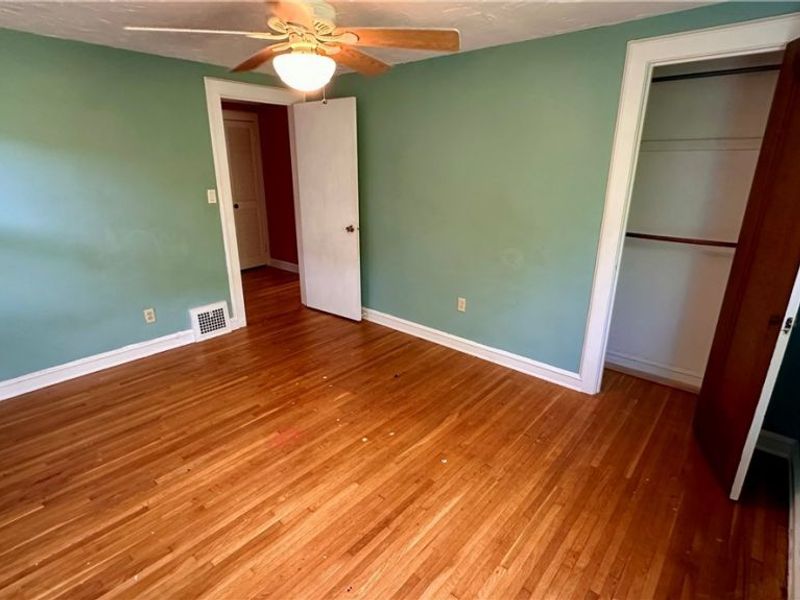 3582 Meadowbrook Boulevard , University Heights, OH 44118 Photo 17