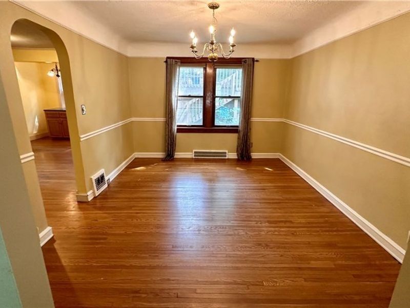 3582 Meadowbrook Boulevard , University Heights, OH 44118 Photo 5