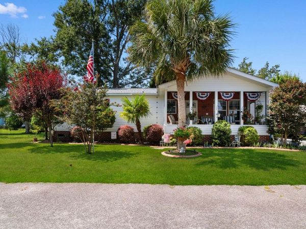 1649 Perry Circle , Myrtle Beach, SC 29577