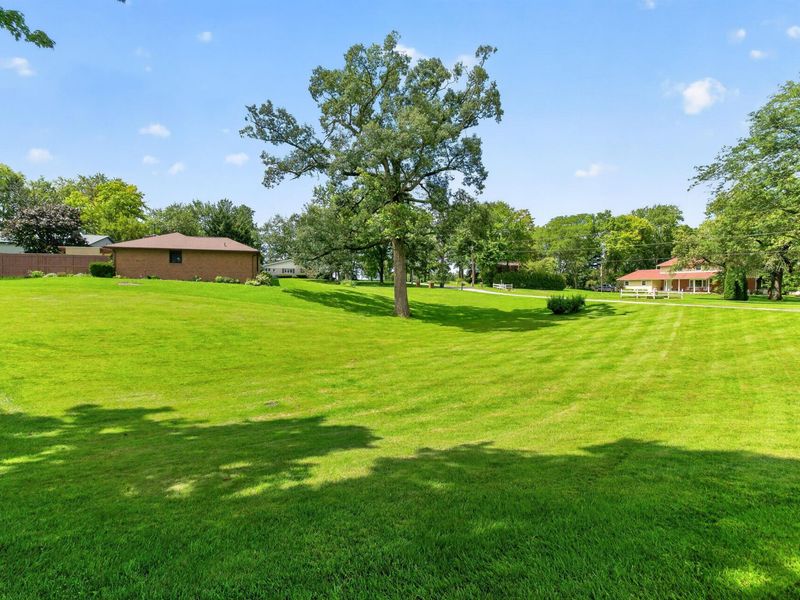 87 Virginia Drive , West Liberty, OH 43357 Photo 32