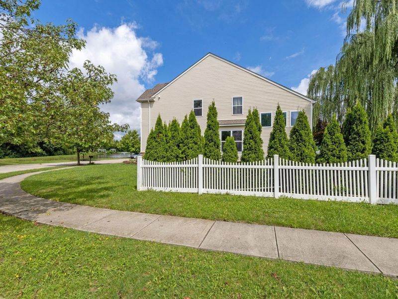 2642 Schehl Drive, Columbus, OH 43219 Photo 4