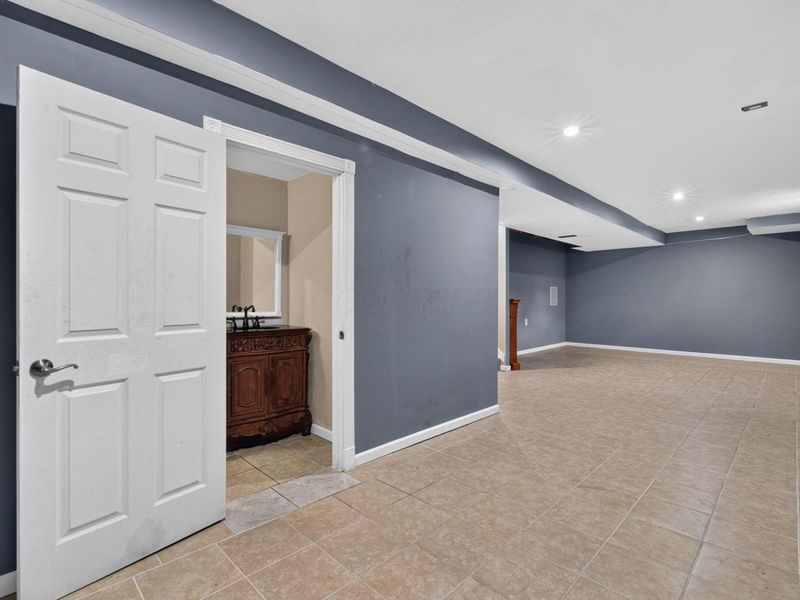 2642 Schehl Drive, Columbus, OH 43219 Photo 65