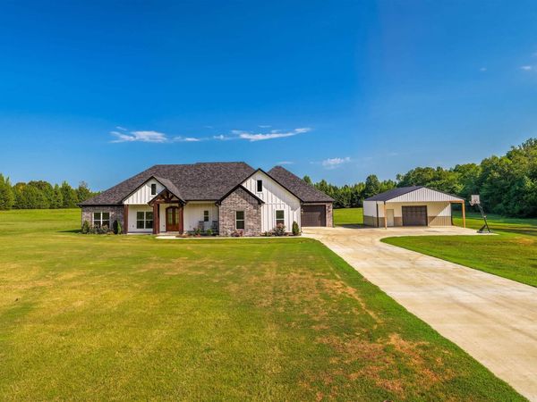442 Shaw Bridge Road, Greenbrier, AR 72058