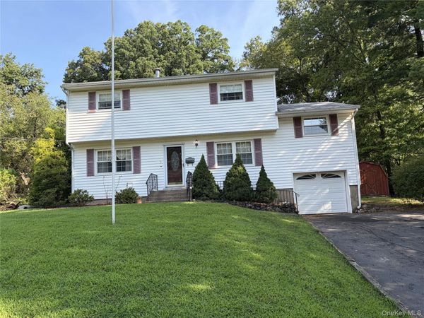 1 Marion Court, New City, NY 10956