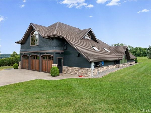 8944 Tibbitts Road, New Hartford, NY 13413