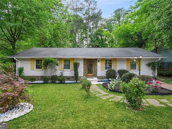 2570 Spring Drive SE, Smyrna, GA 30080
