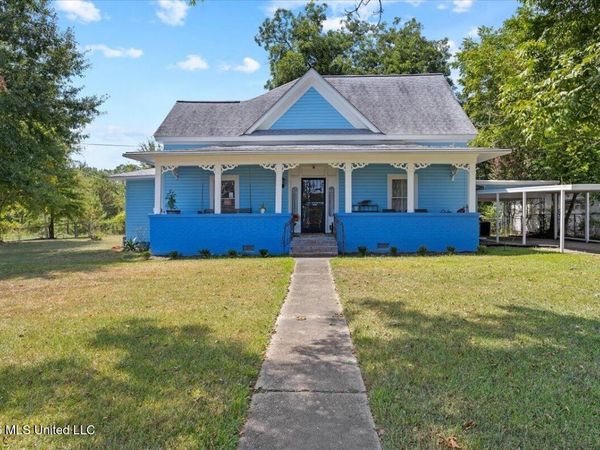 402 Dubose Street, Ellisville, MS 39437