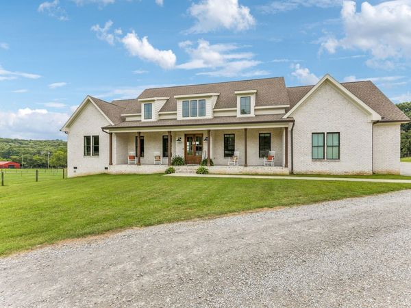 5247 Flat Creek Rd , Spring Hill, TN 37174