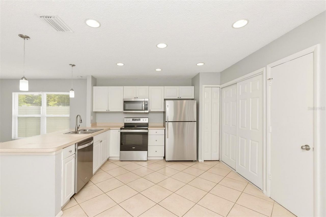 1215 39th Street W, Bradenton, FL 34205 Photo