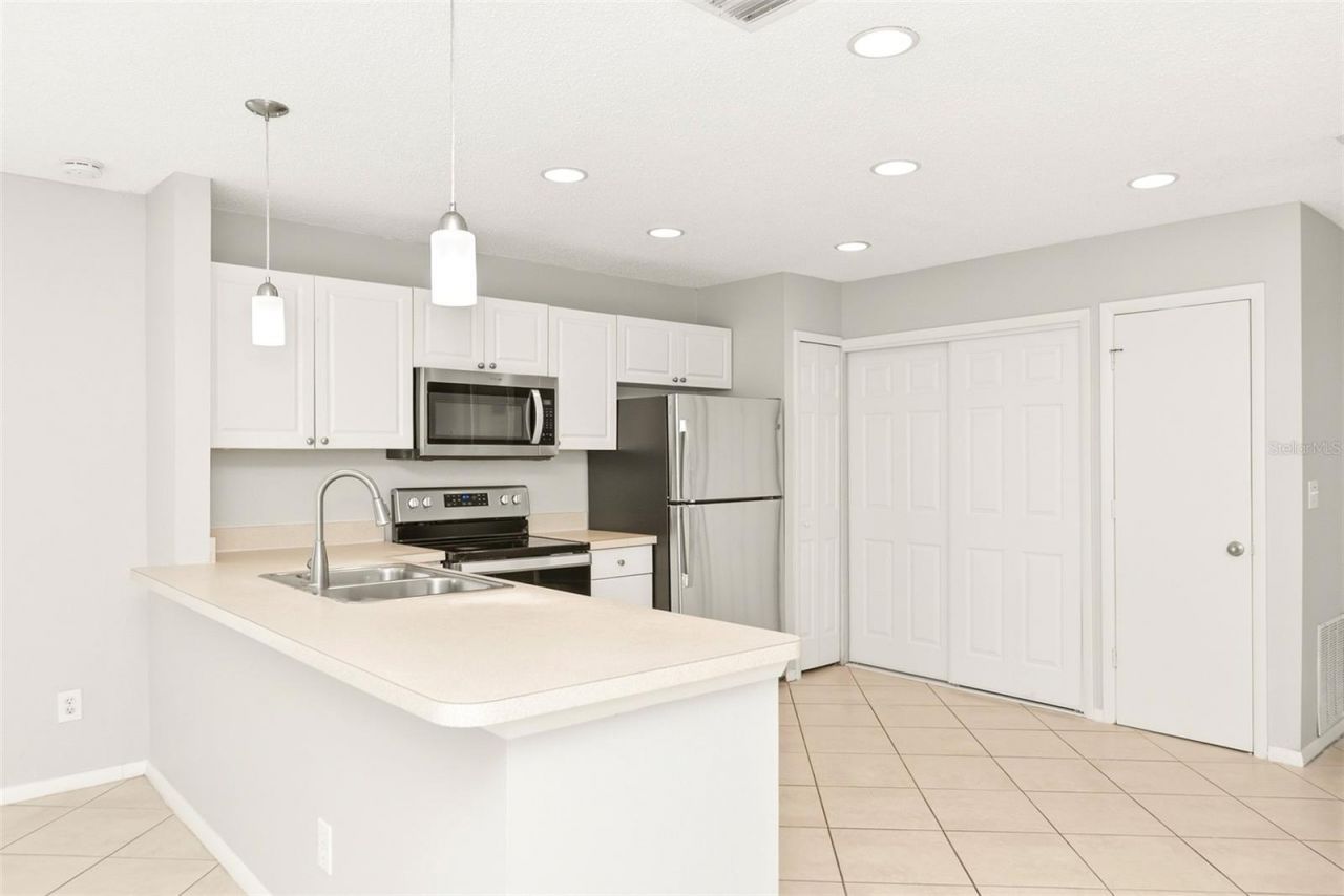 1215 39th Street W, Bradenton, FL 34205 Photo