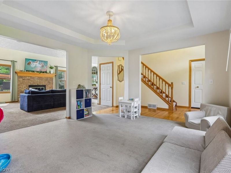 11335 Woodie Glen Drive , Chardon, OH 44024 Photo 13