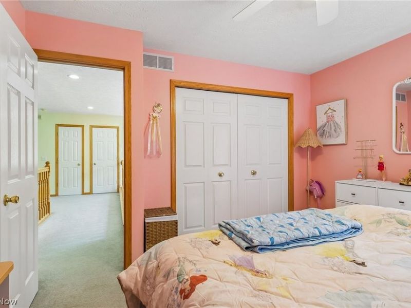 11335 Woodie Glen Drive , Chardon, OH 44024 Photo 20