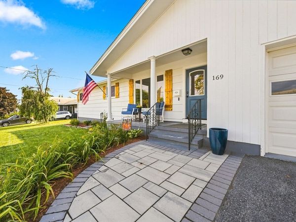 169 Raven, Lowell, MA 01852