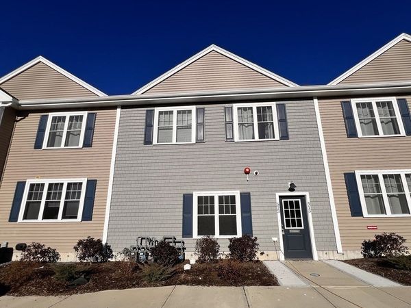 140 North Walker Street, Taunton, MA 02780