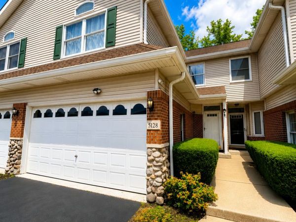 5128 Tomcin Trail , Oak Lawn, IL 60453