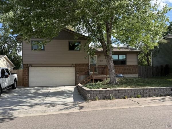 9318 W Lake Drive , Littleton, CO 80123