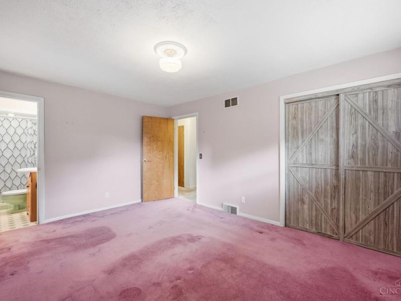 9396 Ranchill Drive, Springfield Township, OH 45231 Photo 19