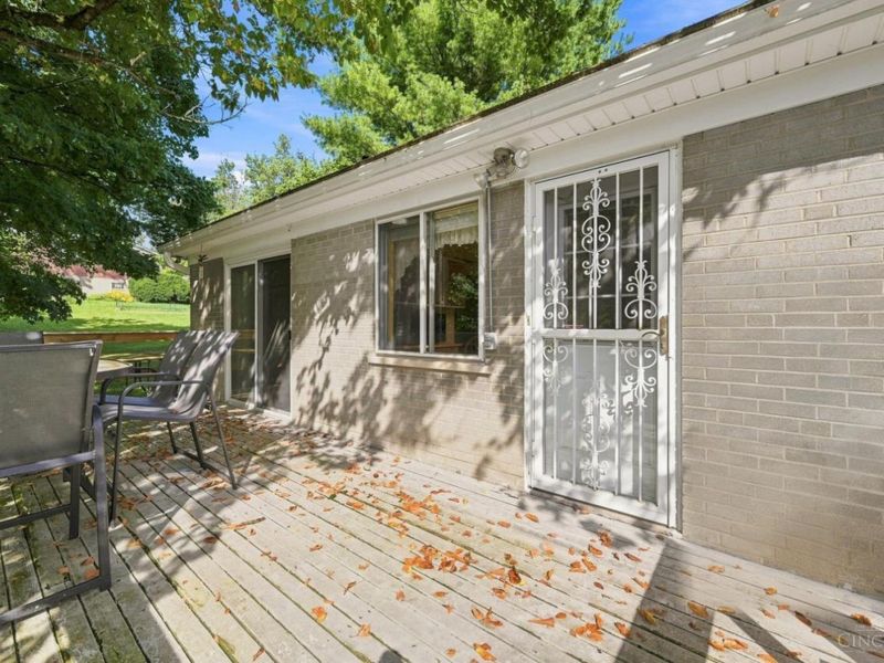 9396 Ranchill Drive, Springfield Township, OH 45231 Photo 28