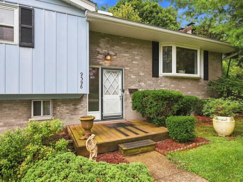 9396 Ranchill Drive, Springfield Township, OH 45231 Photo 3