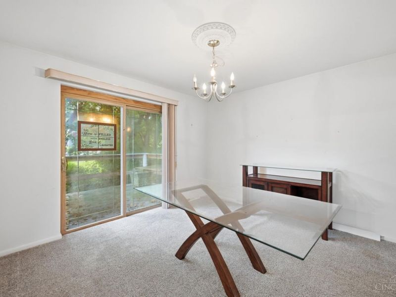 9396 Ranchill Drive, Springfield Township, OH 45231 Photo 8