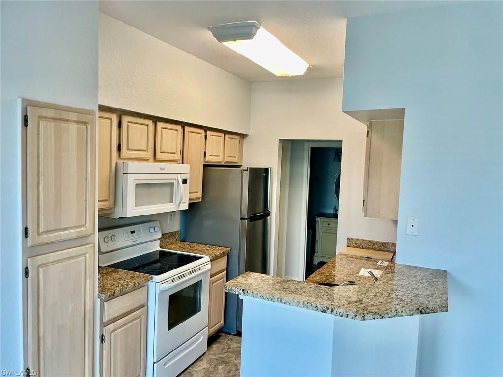 23600 Walden Center Dr, Unit 302, Estero, FL 34134 Photo