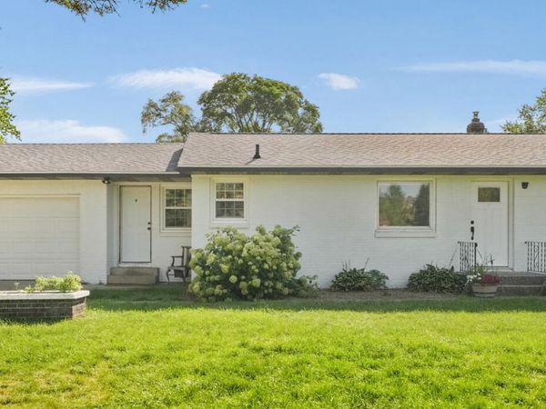 7576 12th Avenue, Jenison, MI 49428