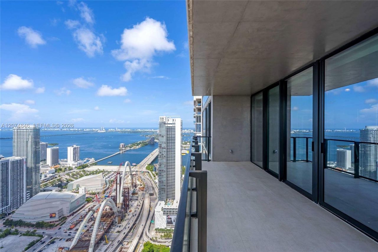 20 NE 11th Street, Unit 6101, Miami, FL 33132 Photo