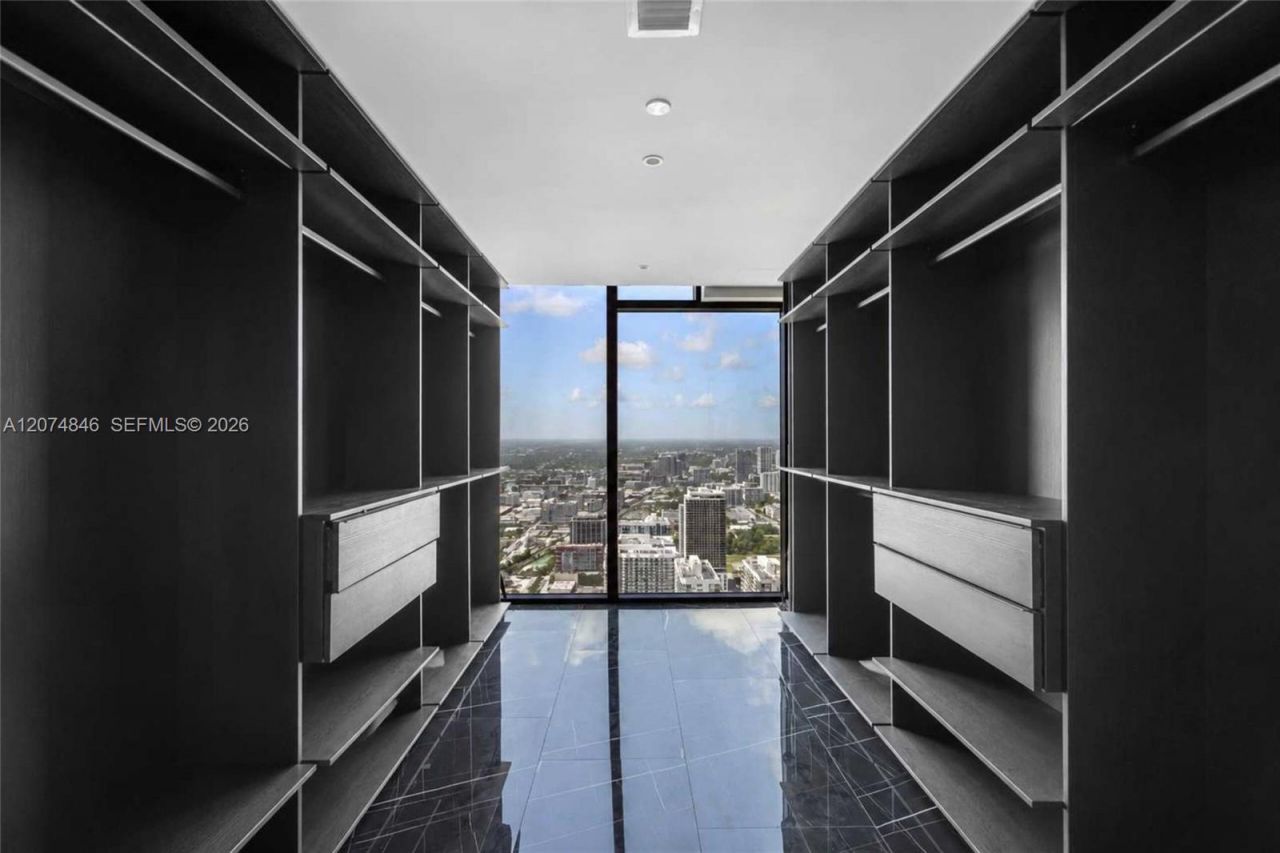 20 NE 11th Street, Unit 6101, Miami, FL 33132 Photo