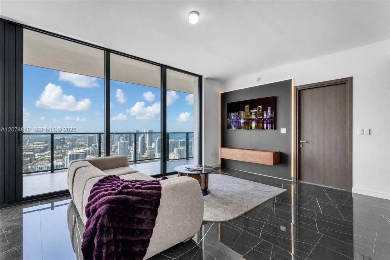 20 NE 11th Street, Unit 6101, Miami, FL 33132 Photo