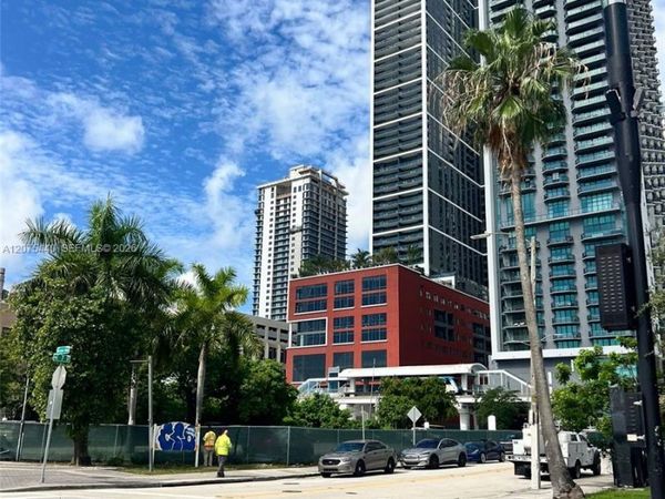 Unit 4411, Miami, FL 33132