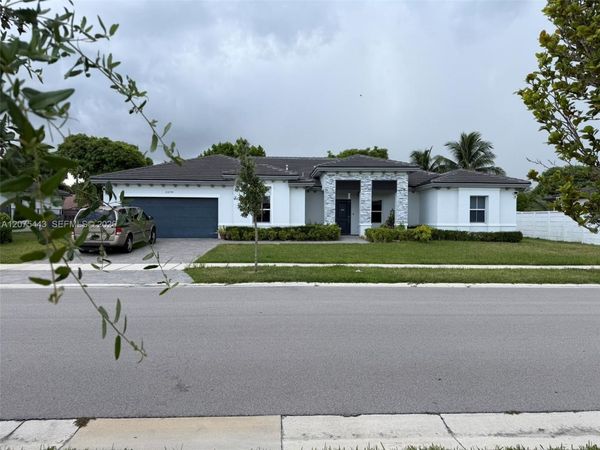 21230 SW 127th Pl , Miami, FL 33177
