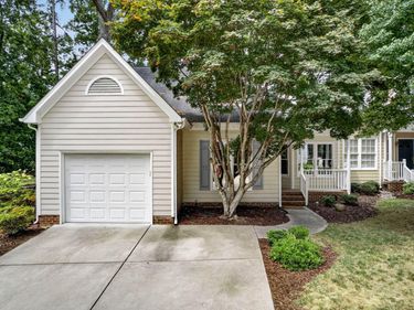 20 Renwick Court, Raleigh, NC 27615