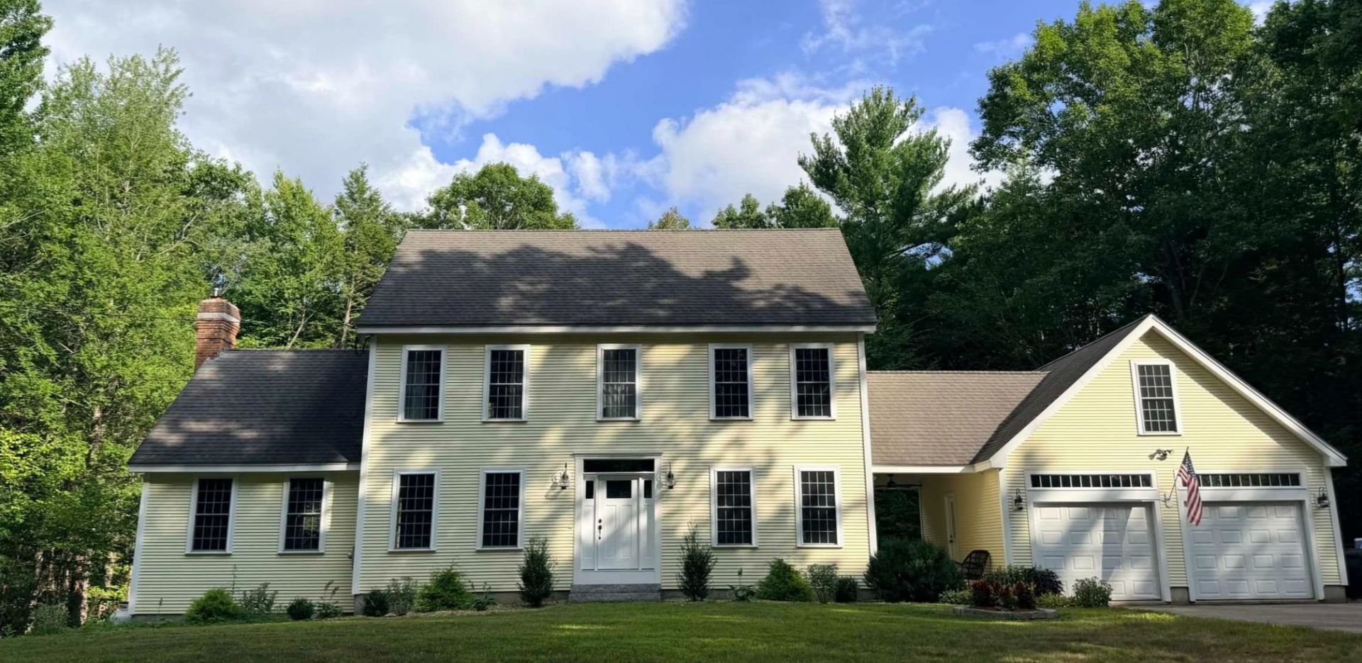 97 Royal Range Road, Sandown, NH 03873 Main Photo